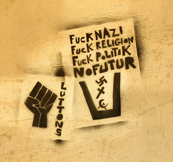 Fuck Nazi. Fuck Religion. Fuck Politik. No Futur.