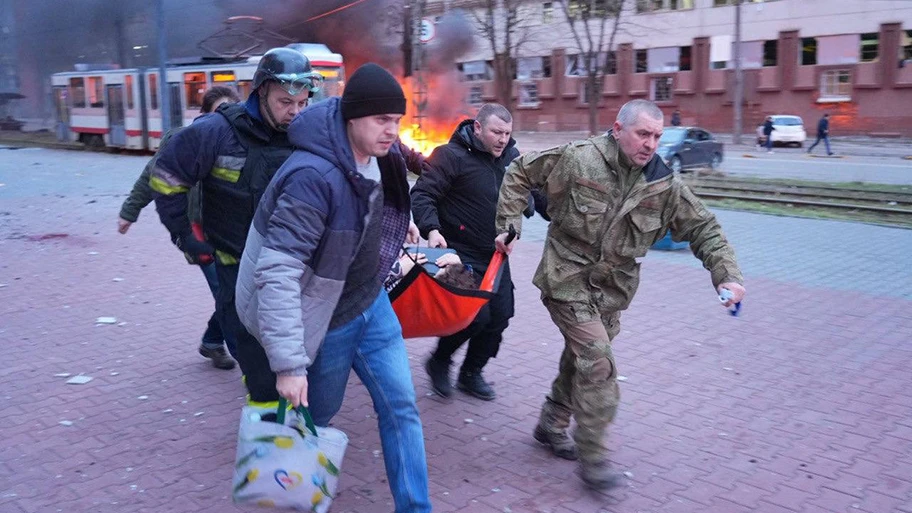 Russische Bombardierung von Saporischschja am 8. Januar 2025.