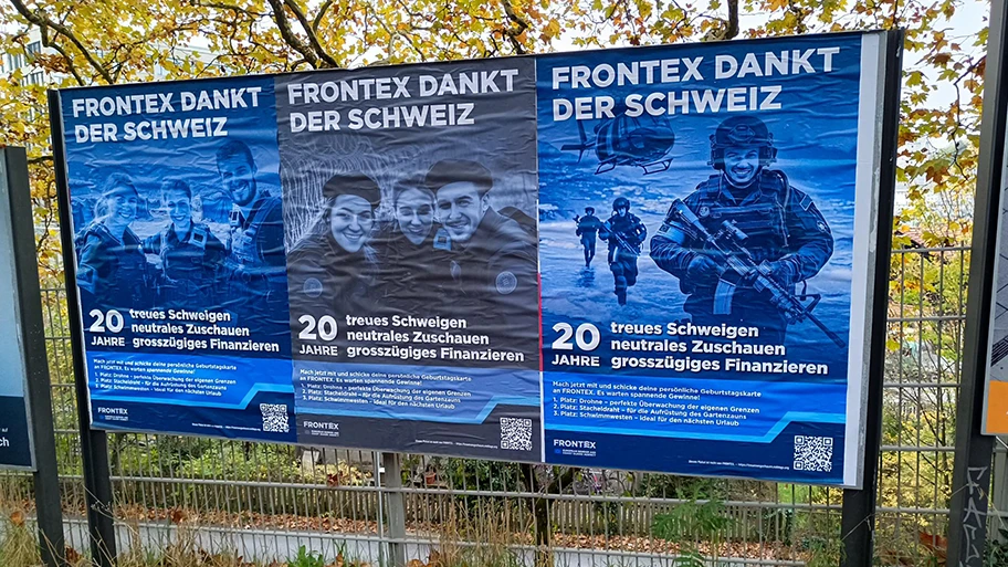 Plakat-Aktion in Bern vom 24. Oktober 2024.